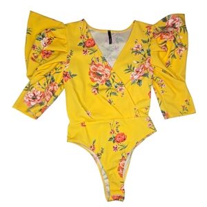 Yoyo 5 Yellow Floral Puff Sleeve Bodysuit Size Small